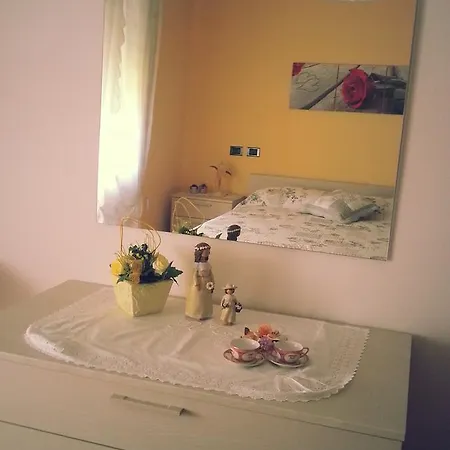 Holiday home Casa Il Glicine